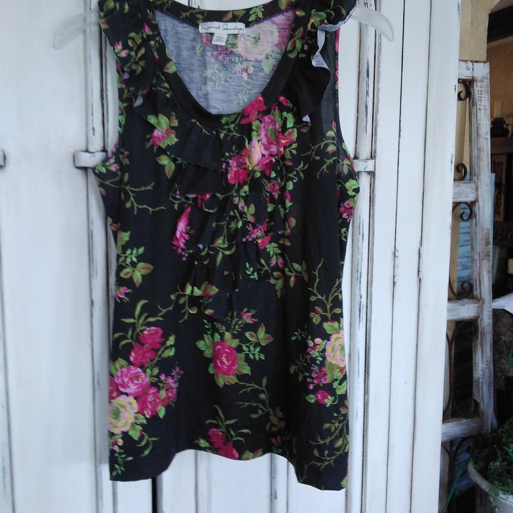 Floral top